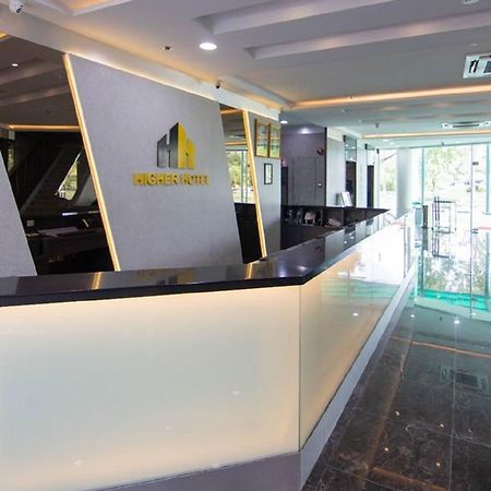 Higher Hotel Bandar Seri Begawan Zewnętrze zdjęcie
