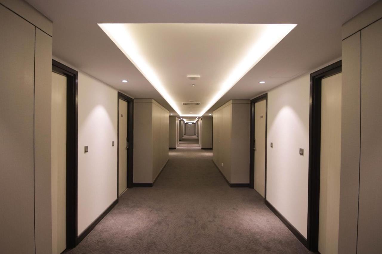 Higher Hotel Bandar Seri Begawan Zewnętrze zdjęcie