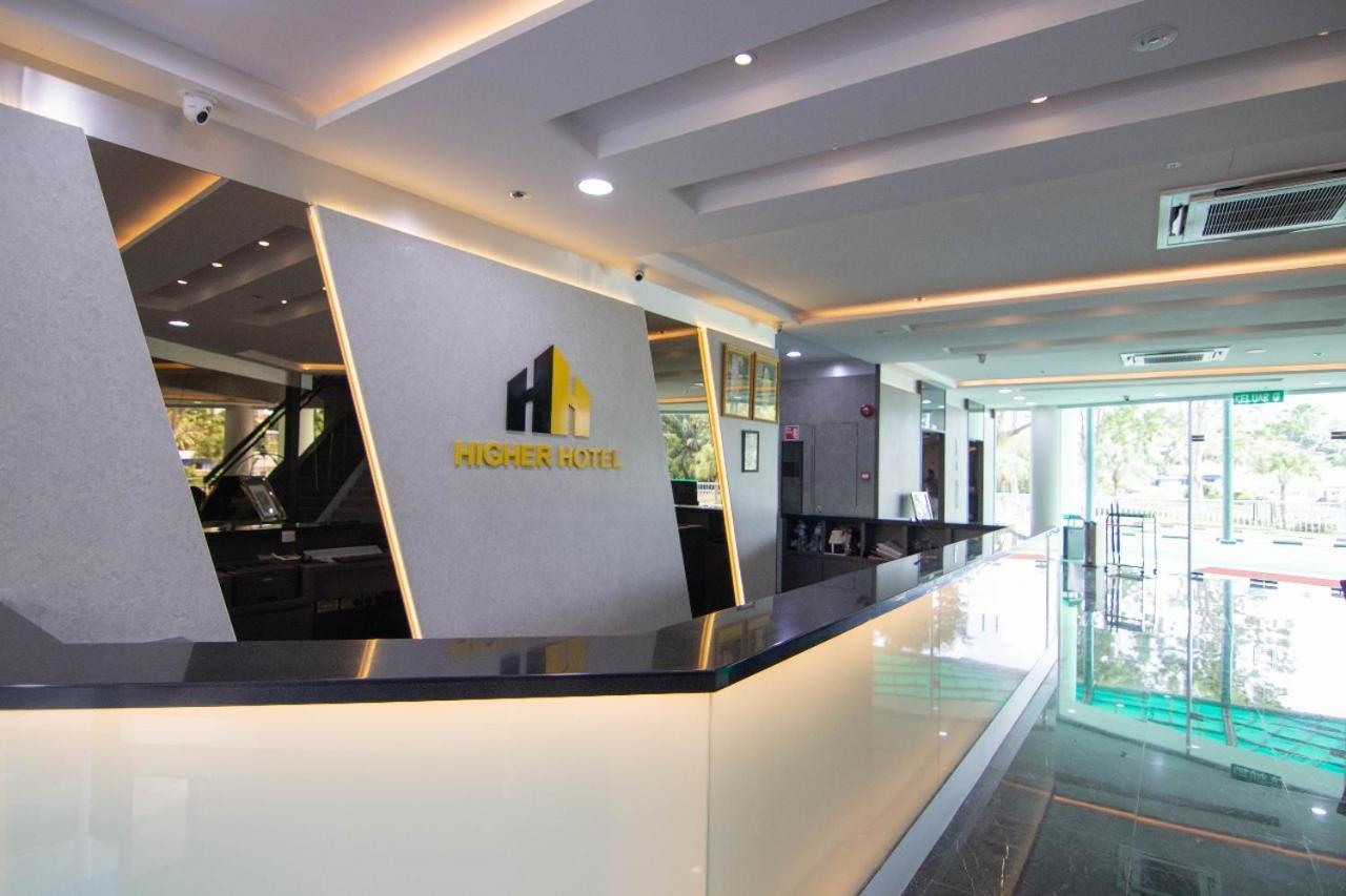 Higher Hotel Bandar Seri Begawan Zewnętrze zdjęcie