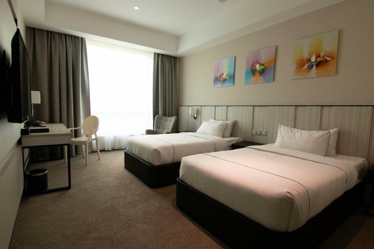 Higher Hotel Bandar Seri Begawan Zewnętrze zdjęcie